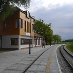 Bursztyn Rewal