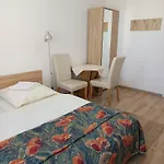 Bursztyn Kwatera prywatna Rewal