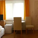 Bursztyn Kwatera prywatna *