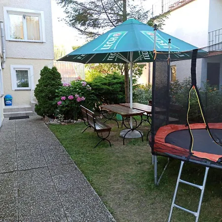 Bursztyn Homestay *