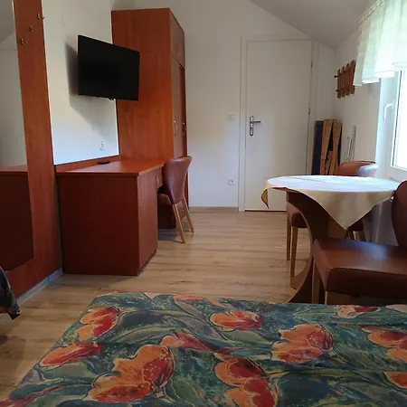 Bursztyn Homestay szállás