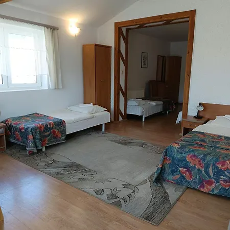 Habitación en casa particular Bursztyn *