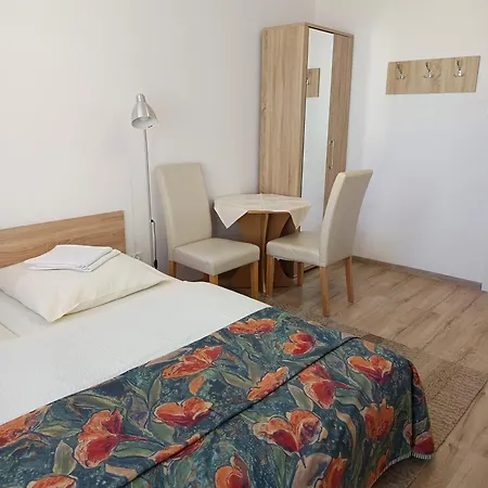 Bursztyn Homestay szállás Rewal