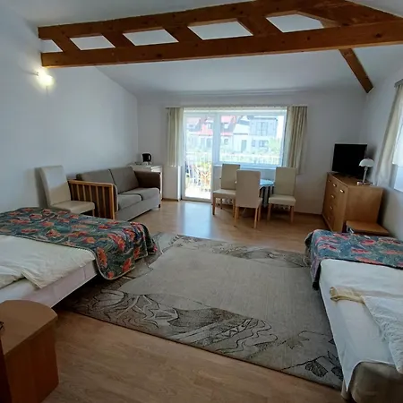 Habitación en casa particular Bursztyn Rewal