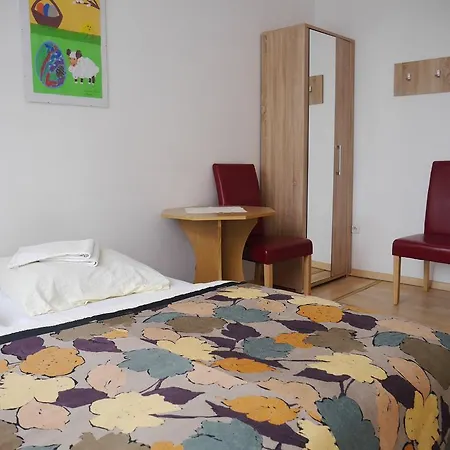 Homestay Bursztyn Rewal