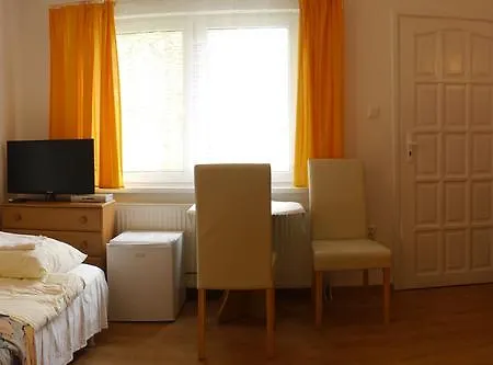 Bursztyn Homestay *