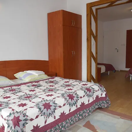 Homestay Bursztyn *