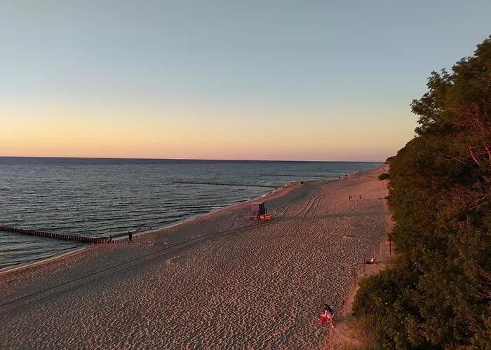 Bursztyn ホームステイ レバル