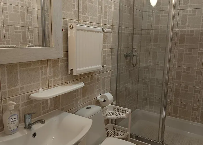 Bursztyn * レバル