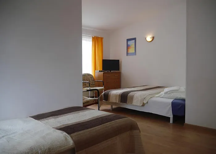 ホームステイ Bursztyn